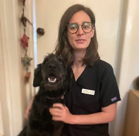portrait of Dr Lucy Barker with dog