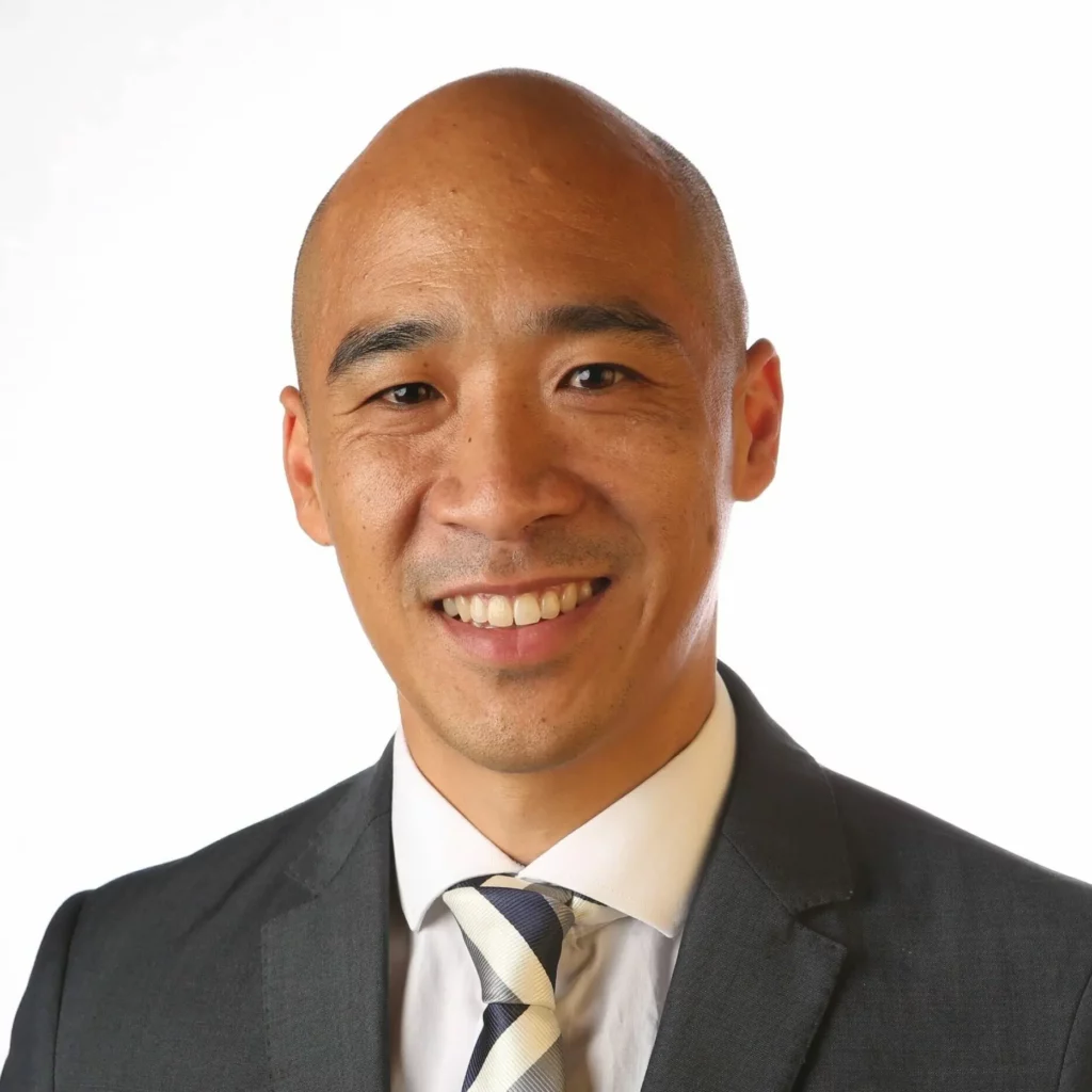 Portrait of Dr Chris Tan Specialist Vet Surgeon